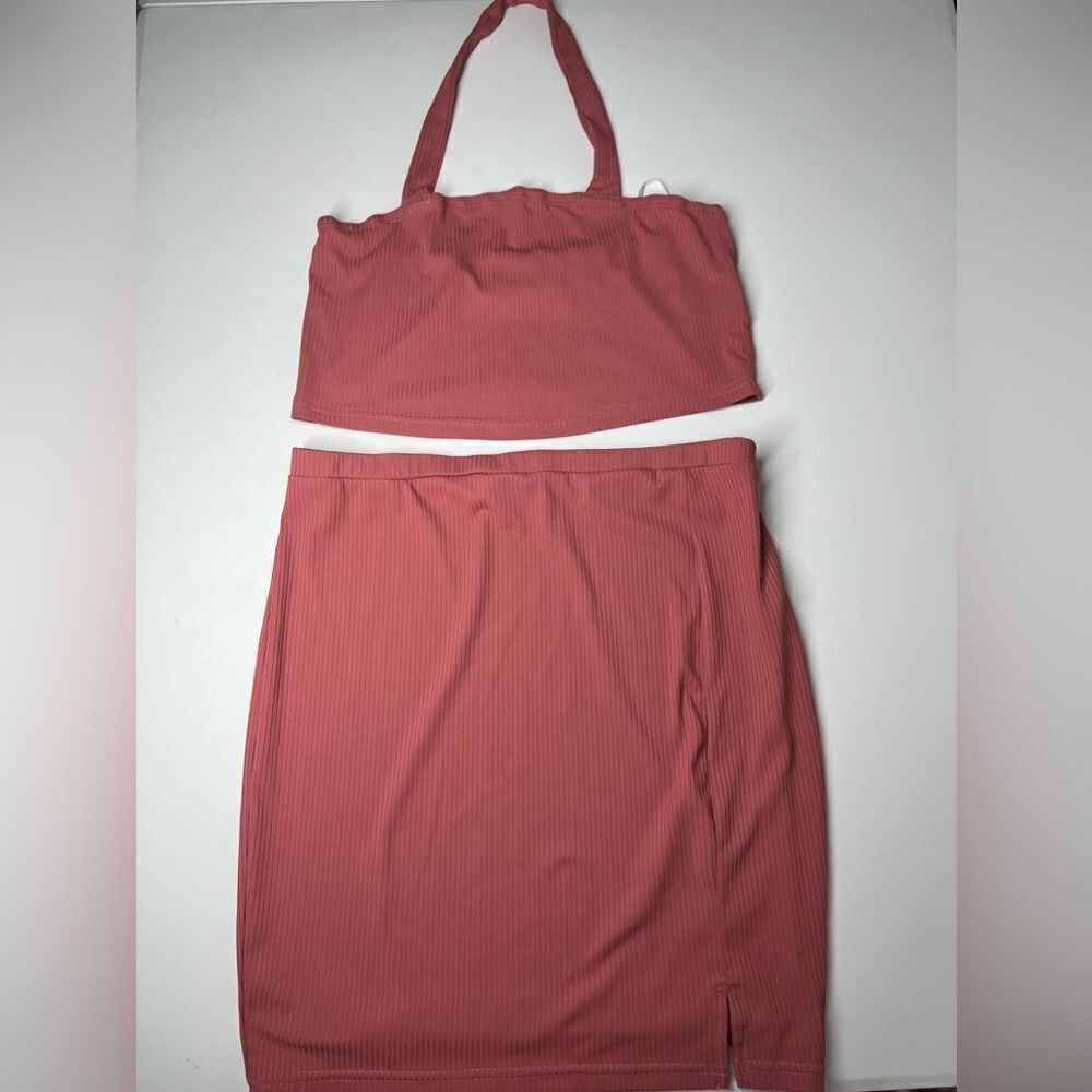 Shein 2 pcs Rose Set Skirt + Top Stretch Size 6